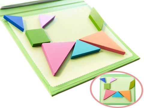 Książeczka magnetyczna układanka klocki 3D tangram Książeczka magnetyczna układanka klocki 3D tangram