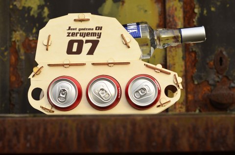 Czołg na flaszkę i piwo, stojak na alkohol Czołg na flaszkę i piwo, stojak na alkohol