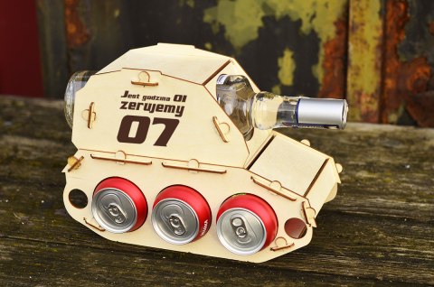 Czołg na flaszkę i piwo, stojak na alkohol Czołg na flaszkę i piwo, stojak na alkohol