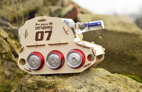 Czołg na flaszkę i piwo, stojak na alkohol Czołg na flaszkę i piwo, stojak na alkohol