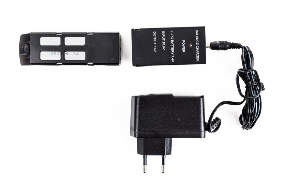 DRON Wltoys Q303A 5.8G kamera FPV 720p RTF DRON Wltoys Q303A 5.8G kamera FPV 720p RTF