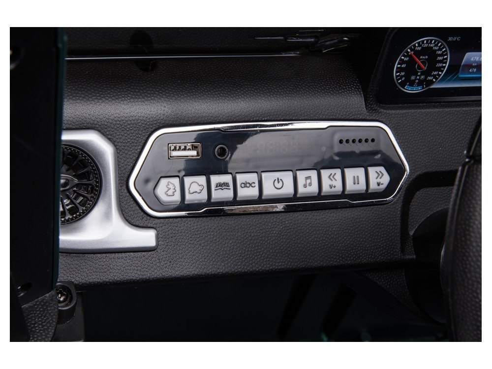 Samochód na akumulator Mercedes G500 czarny Samochód na akumulator Mercedes G500 czarny
