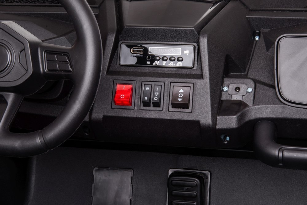 Auto Na Akumulator Buggy A032 Biały Auto Na Akumulator Buggy A032 Biały