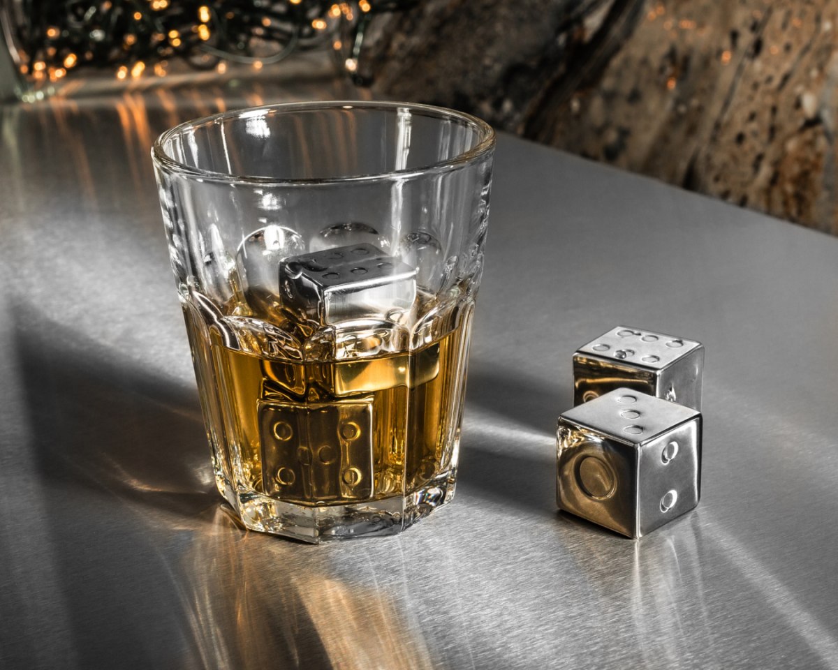 Metalowe KOŚCI DO GRY do drinków Metalowe KOŚCI DO GRY do drinków