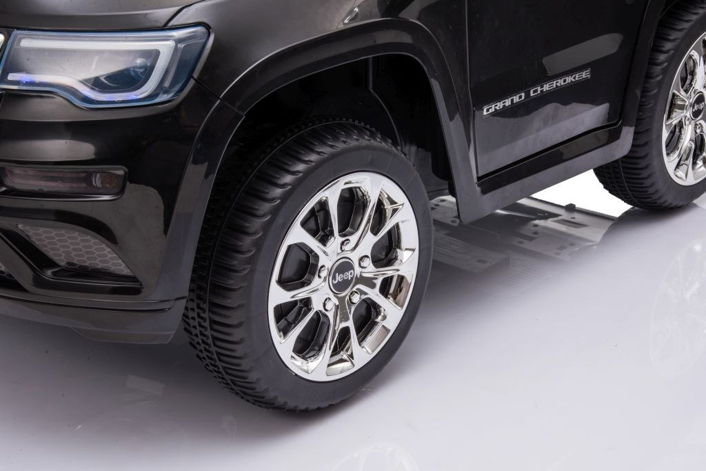 Auto na Akumulator Jeep Grand Cherokee Czarny JJ2055 Auto na Akumulator Jeep Grand Cherokee Czarny JJ2055