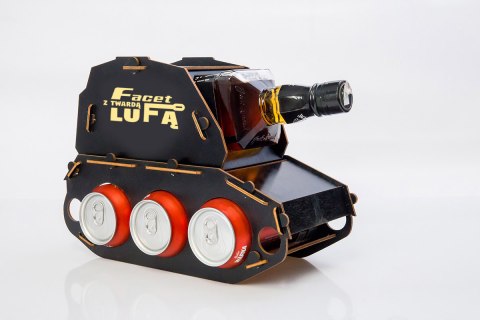 Czołg na whisky, stojak na alkohol Czołg na whisky, stojak na alkohol