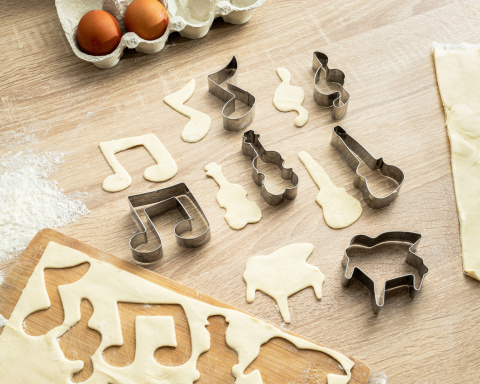 Foremki na ciastka MUZYCZNE 6 szt. Foremki na ciastka MUZYCZNE 6 szt.