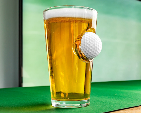 Szklanka PIŁKA GOLFOWA - UWIĘZIONA W SZKLE Szklanka PIŁKA GOLFOWA - UWIĘZIONA W SZKLE