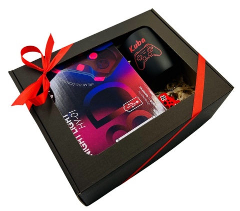 Zestaw Prezent dla Gracza z Imieniem Chłopca 5 6 7 8 9 10 11 12 na święta urodziny - kubek + lampka + brelok