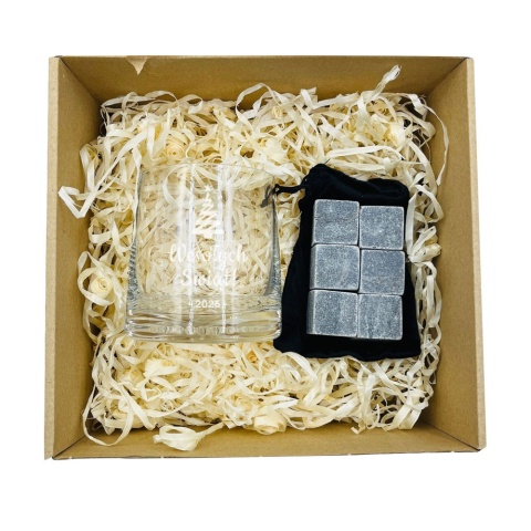 Zestaw do whisky - prezent na Święta upominki paczki świąteczne dla pracowników klientów zestaw prezentowy świąteczny box kosz