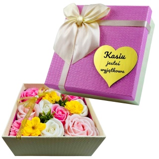 Flower Box Mydlane Róże z Grawerem - Prezent na Walentynki dla Żony Niej Dziewczyny