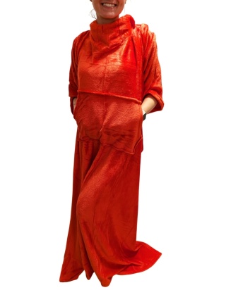 Koc z Rękawami w Ozdobnym Pudełku- Prezent dla Żony Dziewczyny Niej na Walentynki Święta Urodziny