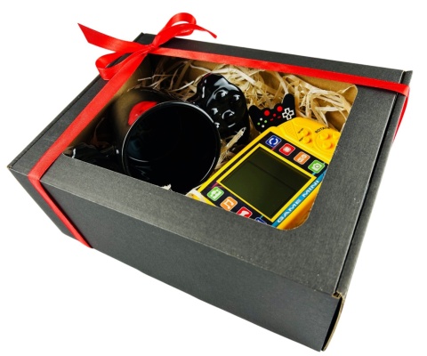 Zestaw Prezent dla Gracza Chłopca 5 6 7 8 9 10 11 12 na święta urodziny - kubek + gra + brelok