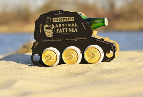 Czołg na piwo dla Taty "Nie dotykać arsenał Tatusia" - prezent na Dzień Ojca Taty