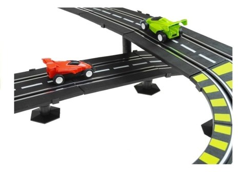 Tor Wyścigowy 11 Metrów + 2 Autka - ZASILACZ Tor Wyścigowy 11 Metrów + 2 Autka - ZASILACZ