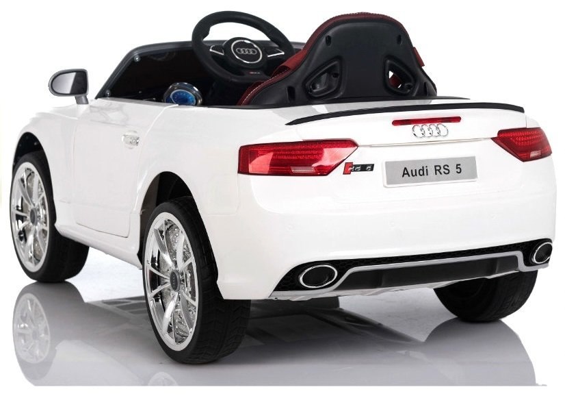 Auto Na Akumulator Audi RS5 Białe Auto Na Akumulator Audi RS5 Białe