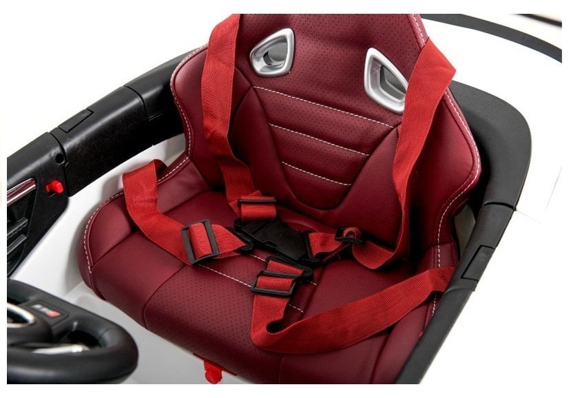 Auto Na Akumulator Audi RS5 Białe Auto Na Akumulator Audi RS5 Białe