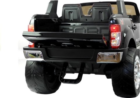 Auto na akumulator Ford Czarny lakierowany 4x4 Auto na akumulator Ford Czarny lakierowany 4x4