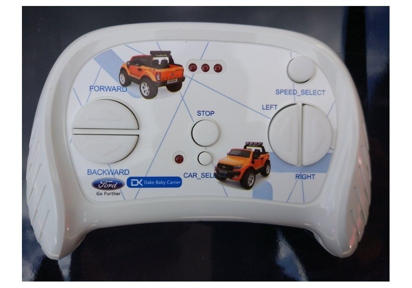 Auto na akumulator Ford Czarny lakierowany 4x4 Auto na akumulator Ford Czarny lakierowany 4x4
