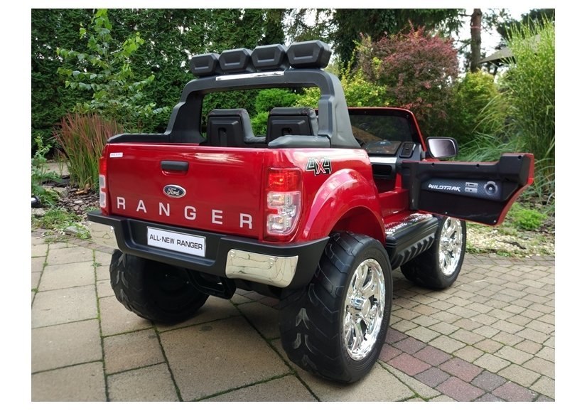 Auto na akumulator Ford Czerwony lakierowany 4x4 Auto na akumulator Ford Czerwony lakierowany 4x4