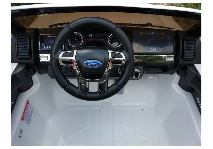 Auto Na Akumulator Ford Ranger 4x4 Biały LCD Auto Na Akumulator Ford Ranger 4x4 Biały LCD