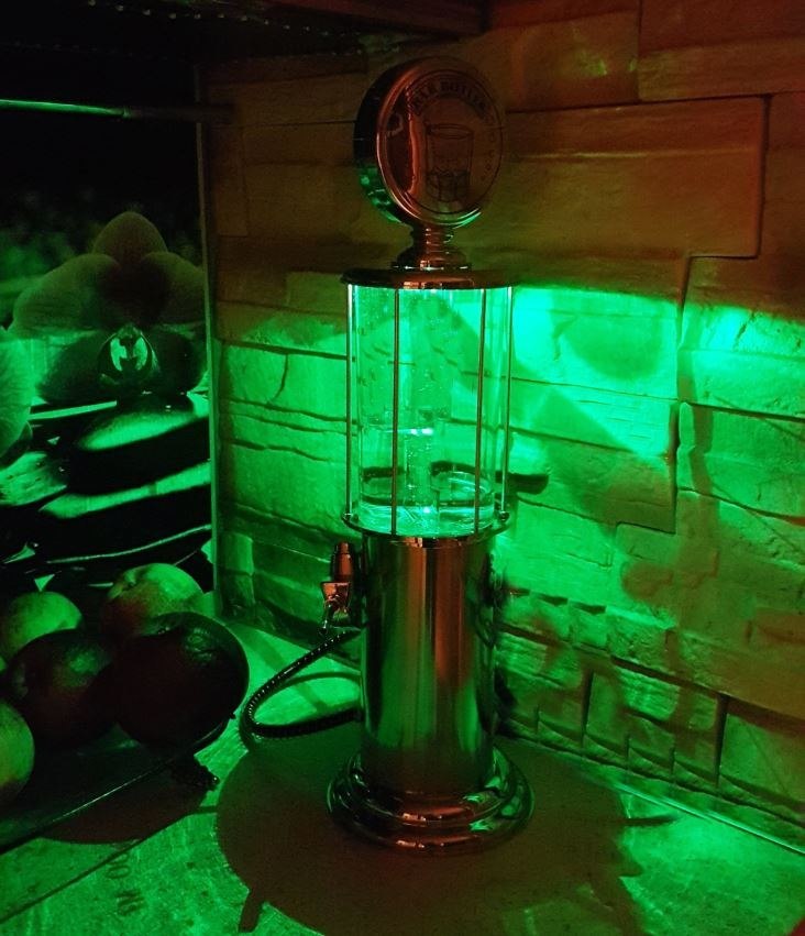 Dystrybutor alkoholu z podświetleniem LED Dystrybutor alkoholu z podświetleniem LED