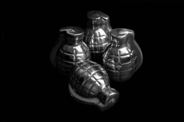 Metalowe granaty do drinków