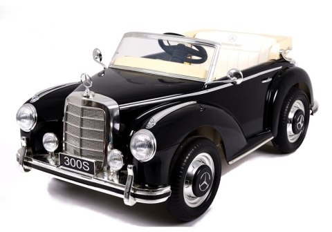 Auto na Akumulator LS-618 Czarny Lakierowany Auto na Akumulator LS-618 Czarny Lakierowany