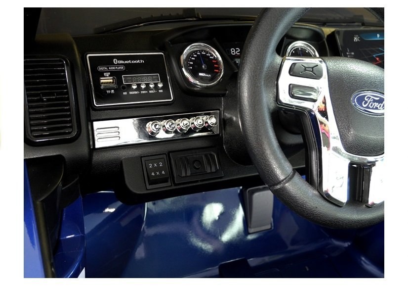 Auto na akumulator Ford Różowy lakier 4x4 Auto na akumulator Ford Różowy lakier 4x4