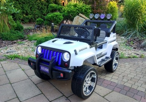Auto na Akumulator S2388 Jeep Biały Auto na Akumulator S2388 Jeep Biały