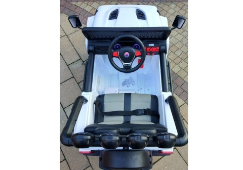 Auto na Akumulator S2388 Jeep Biały Auto na Akumulator S2388 Jeep Biały