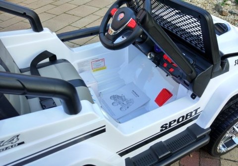 Auto na Akumulator S2388 Jeep Biały Auto na Akumulator S2388 Jeep Biały
