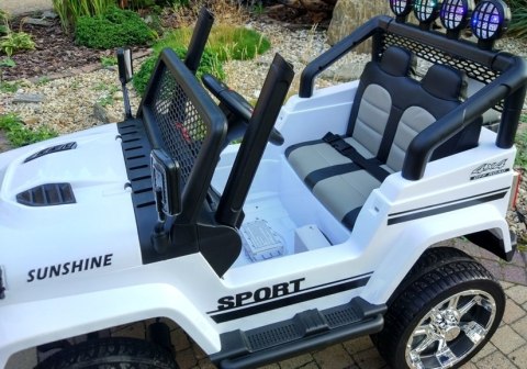 Auto na Akumulator S2388 Jeep Biały Auto na Akumulator S2388 Jeep Biały