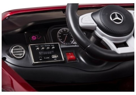 Auto na Akumulator Mercedes S63 Czerwony Lakierowany Auto na Akumulator Mercedes S63 Czerwony Lakierowany