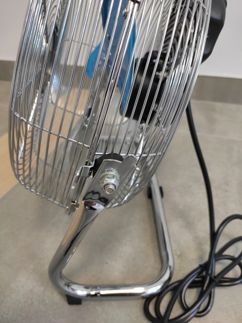 Wentylator Vento Cyrkulator Podłogowy 30 cm 55W Chromowany Wentylator Vento Cyrkulator Podłogowy 30 cm 55W Chromowany