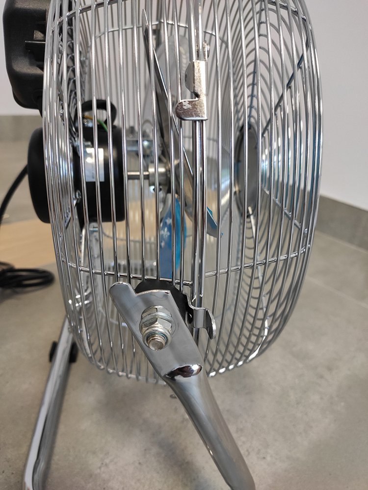 Wentylator Vento Cyrkulator Podłogowy 30 cm 55W Chromowany Wentylator Vento Cyrkulator Podłogowy 30 cm 55W Chromowany