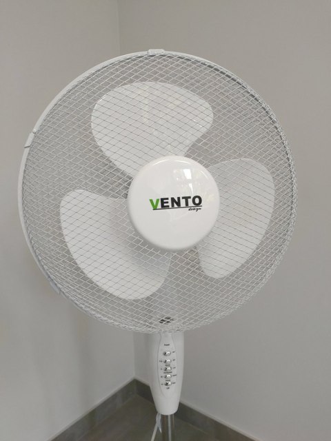 Wentylator Vento Podłogowy 40 cm 40W z Pilotem Biały Wentylator Vento Podłogowy 40 cm 40W z Pilotem Biały