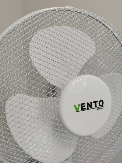 Wentylator Vento Podłogowy 40 cm 40W z Pilotem Biały Wentylator Vento Podłogowy 40 cm 40W z Pilotem Biały