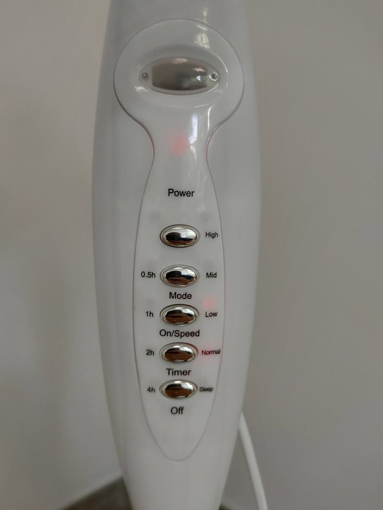 Wentylator Vento Podłogowy 40 cm 40W z Pilotem Biały Wentylator Vento Podłogowy 40 cm 40W z Pilotem Biały