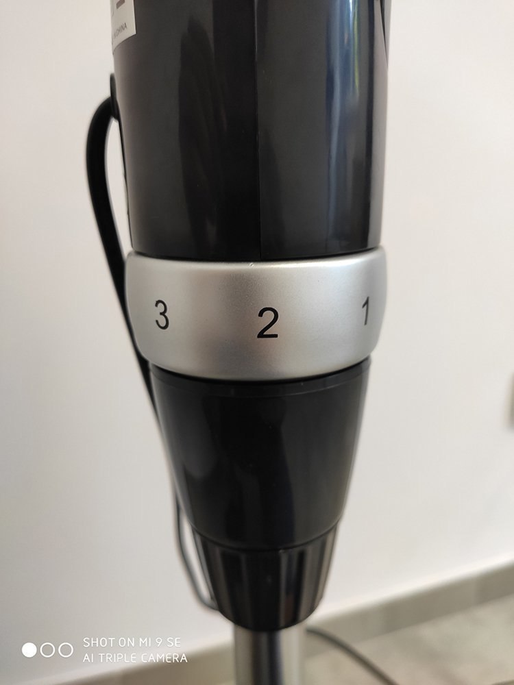 Wentylator Vento Podłogowy 40 cm 75W Srebrno-Czarny Wentylator Vento Podłogowy 40 cm 75W Srebrno-Czarny