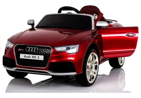 Auto Na Akumulator Audi RS5 Czerwone Lakierowane Auto Na Akumulator Audi RS5 Czerwone Lakierowane