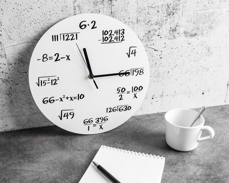 Zegar matematyka classic biały Zegar matematyka classic biały
