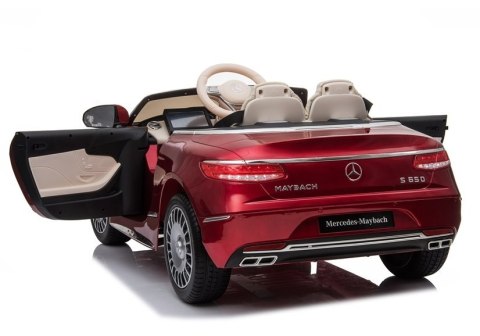 Auto na Akumulator Mercedes Maybach Czerwony Lakierowany Auto na Akumulator Mercedes Maybach Czerwony Lakierowany