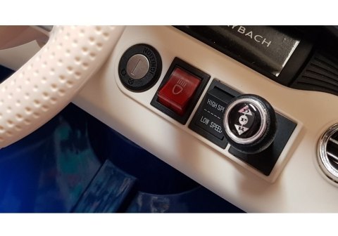 Auto na Akumulator Mercedes Maybach Różowy Auto na Akumulator Mercedes Maybach Różowy