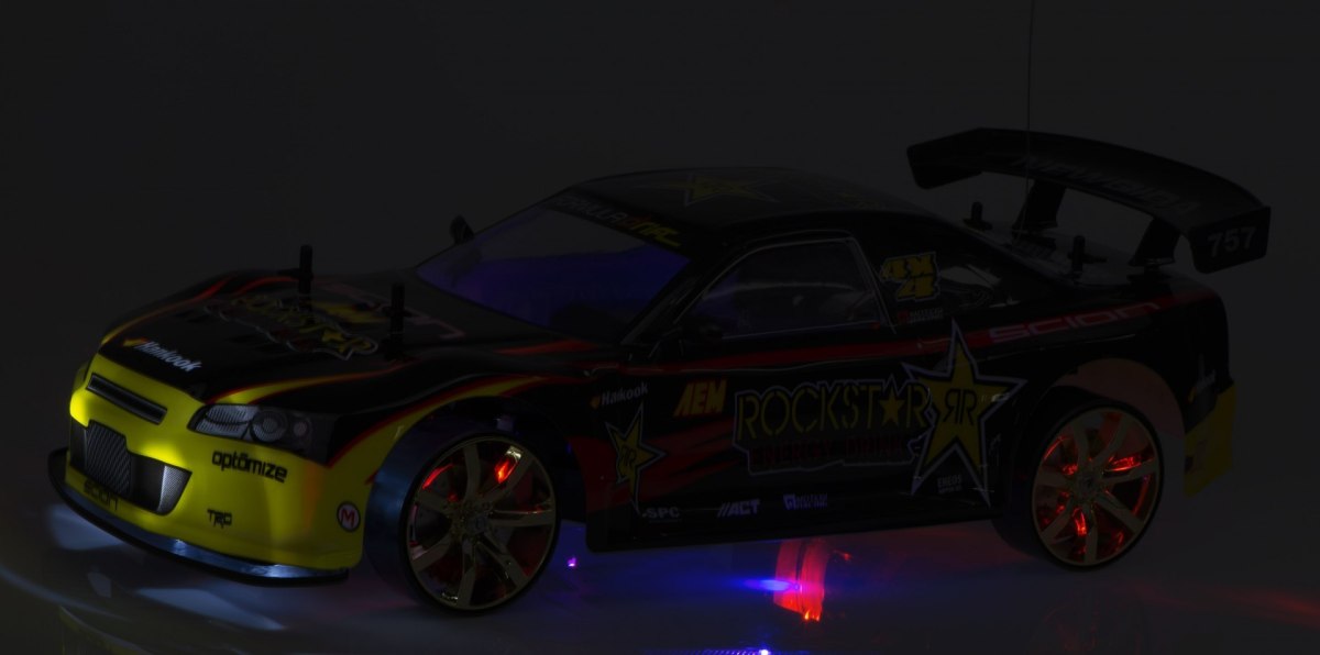 Samochód RC Nissan Skyline GT-R ROCKSTAR 1:10 4WD01 Samochód RC Nissan Skyline GT-R ROCKSTAR 1:10 4WD01