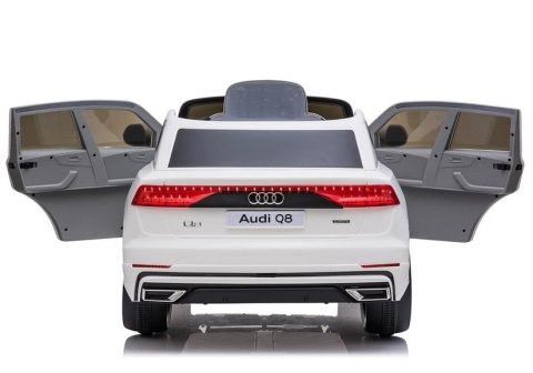 Auto na Akumulator Audi Q8 JJ2066 Biały Auto na Akumulator Audi Q8 JJ2066 Biały