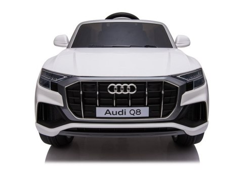 Auto na Akumulator Audi Q8 JJ2066 Biały Auto na Akumulator Audi Q8 JJ2066 Biały
