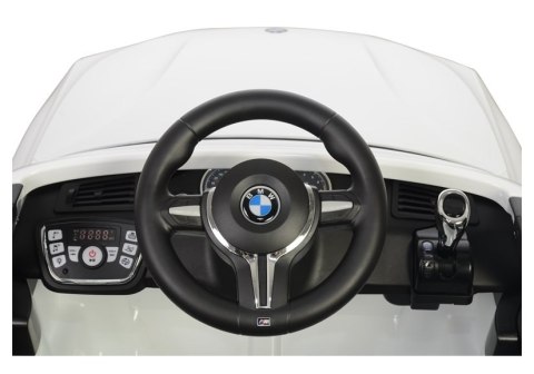 Auto na akumulator BMW X5 M Białe Auto na akumulator BMW X5 M Białe