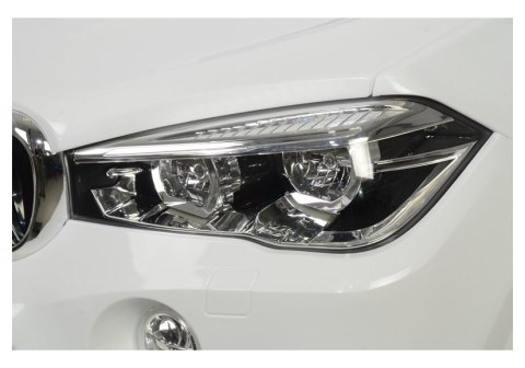 Auto na akumulator BMW X5 M Białe Auto na akumulator BMW X5 M Białe