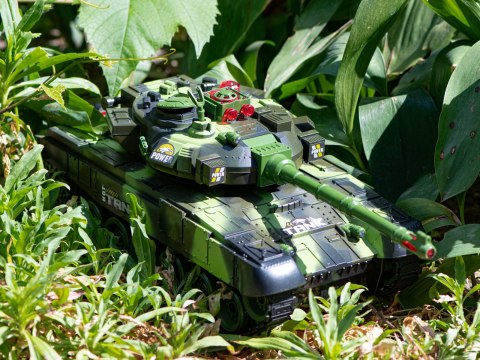 Czołg RCC War Tank 9993 2.4Ghz Czołg RCC War Tank 9993 2.4Ghz